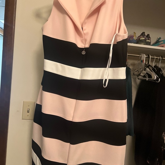 Tommy Hilfiger dress, jacket and skirt. Skirt has never been worn, has tags - Picture 5 of 6